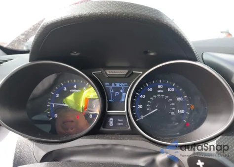 2015 Hyundai Veloster Turbo z USA, uszkodzony, nr VIN KMHTC6AE7FU233484